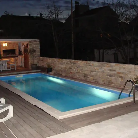 Dragic - Anex ゲストハウス 3*